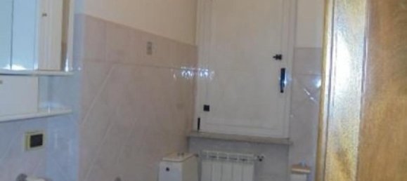 3 bedrooms House in Macchiagodena, Italy No. 685 8