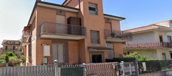 3 rooms Apartment in Rome, Italy No. 200346 13