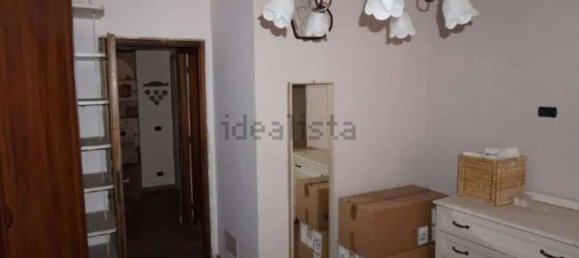 3 rooms Apartment in Rome, Italy No. 200346 10