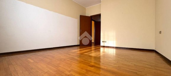 Apartamento de 2 dormitorios en Rescaldina, Italy No. 54258 15
