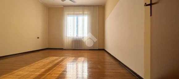 Apartamento de 2 dormitorios en Rescaldina, Italy No. 54258 16