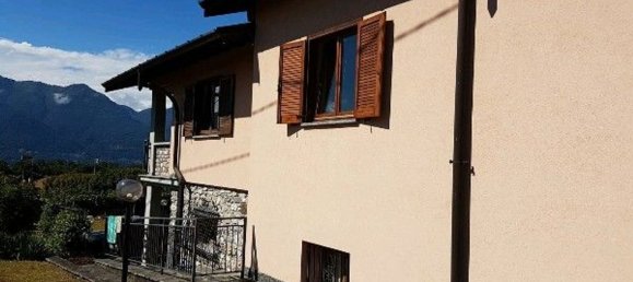 7-Zimmer Villa in Porto Valtravaglia, Italy, Nr. 185763 2