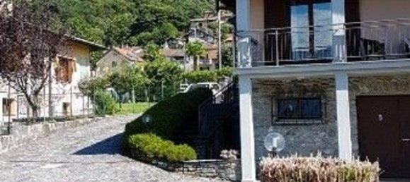 7-Zimmer Villa in Porto Valtravaglia, Italy, Nr. 185763 11