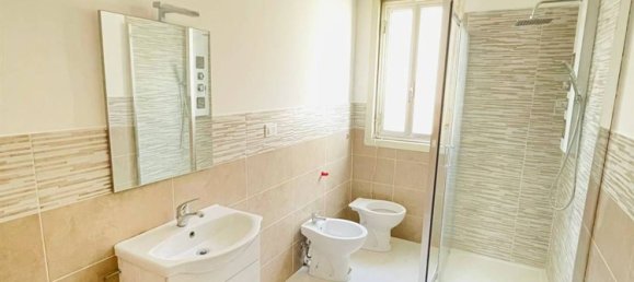 3-salle Appartement à Syracuse, Italy No. 250074 7