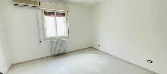 3-salle Appartement à Syracuse, Italy No. 250074 6