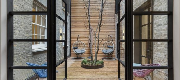 4 bedrooms Apartment in London, United Kingdom No. 13101 23