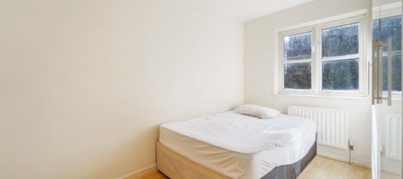 3 bedrooms Commercial property in Feltham, United Kingdom No. 9798 6