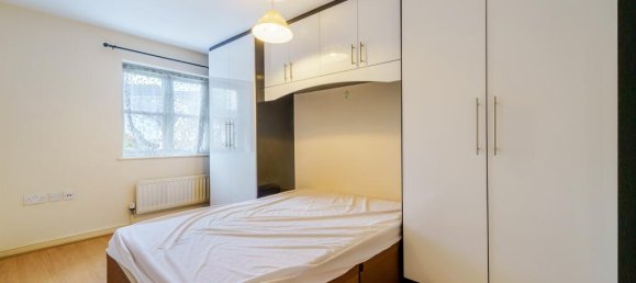 3 bedrooms Commercial property in Feltham, United Kingdom No. 9798 5