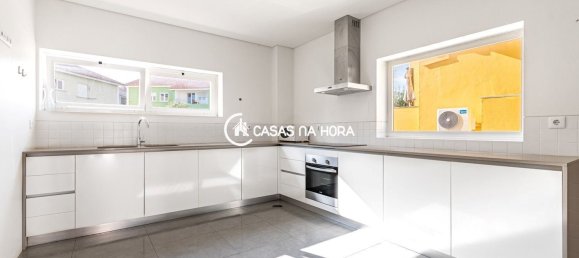 Villa de 4 dormitorios en Cascais, Portugal No. 88193 5