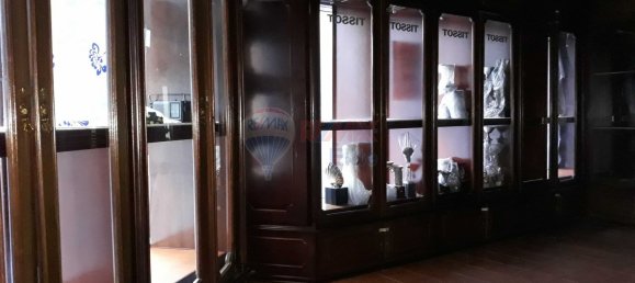 Gewerbliche Immobilie in Gijon, Spain 55m², Nr. 74423 7