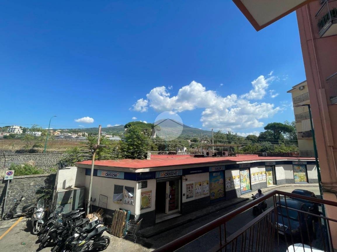 4 bedrooms Apartment in Torre del Greco, Italy No. 357652