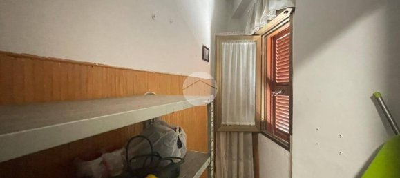 4 bedrooms Apartment in Torre del Greco, Italy No. 357652 13