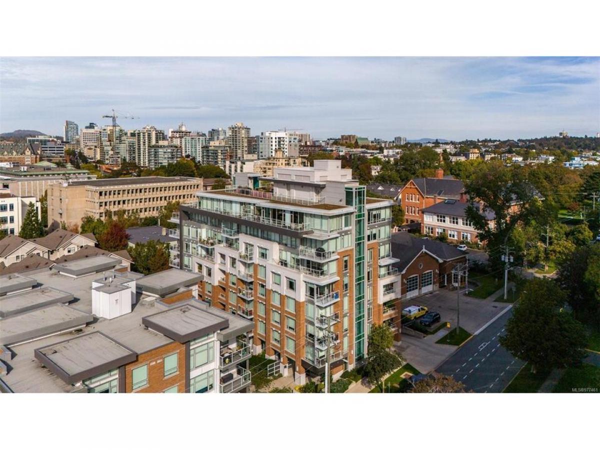 2 bedrooms Condo in British Columbia, Canada No. 1299