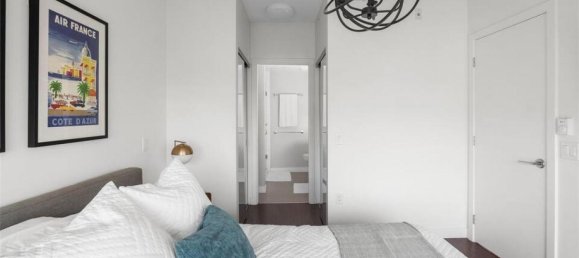 2 bedrooms Condo in British Columbia, Canada No. 1299 12