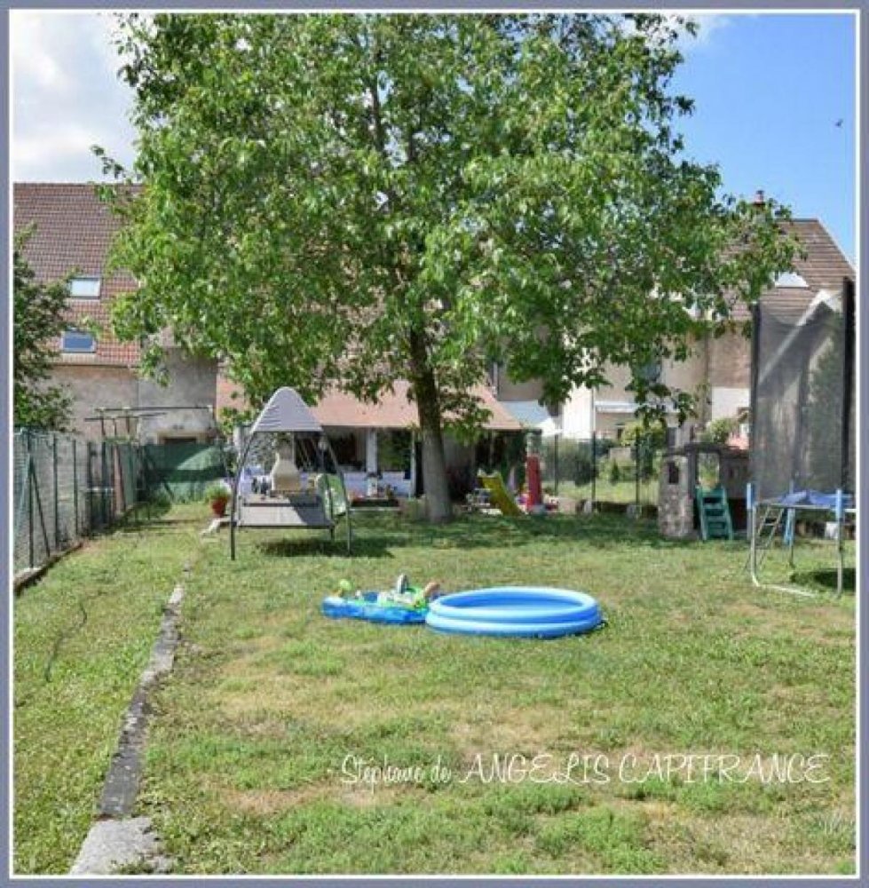 4 bedrooms House in Bethoncourt, France No. 32475