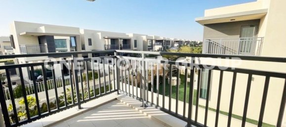 4 Schlafzimmer Villa in Dubai Hills Estate, UAE, Nr. 1528 3