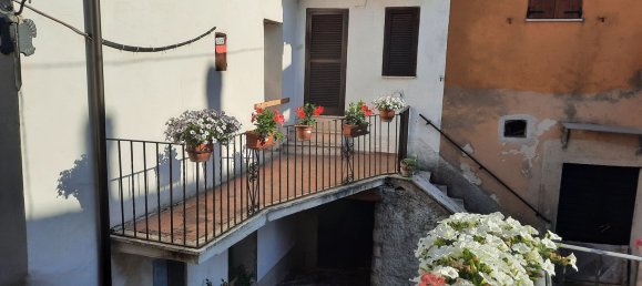 4 rooms House in Tagliacozzo, Italy No. 254168 6