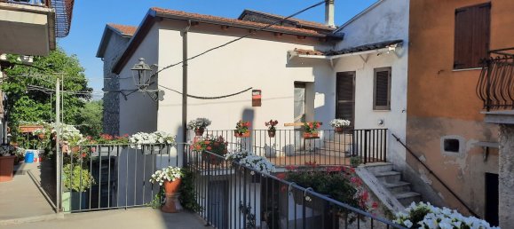 4 rooms House in Tagliacozzo, Italy No. 254168 8
