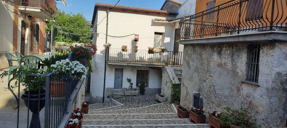 4 rooms House in Tagliacozzo, Italy No. 254168 12