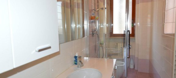 5 rooms Apartment in Turin, Italy No. 224850 19