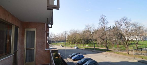 5 rooms Apartment in Turin, Italy No. 224850 22