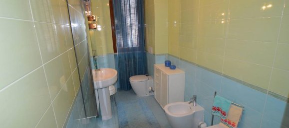 5 rooms Apartment in Turin, Italy No. 224850 17