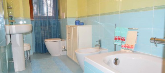 5 rooms Apartment in Turin, Italy No. 224850 37