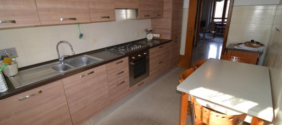 5 rooms Apartment in Turin, Italy No. 224850 7