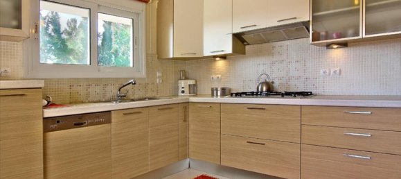 7 Schlafzimmer Gewerbliche Immobilie in Anavyssos, Greece, Nr. 6855 9