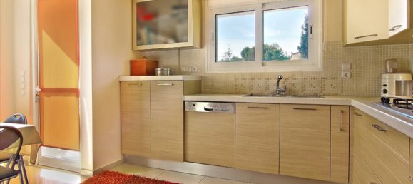 7 Schlafzimmer Gewerbliche Immobilie in Anavyssos, Greece, Nr. 6855 10