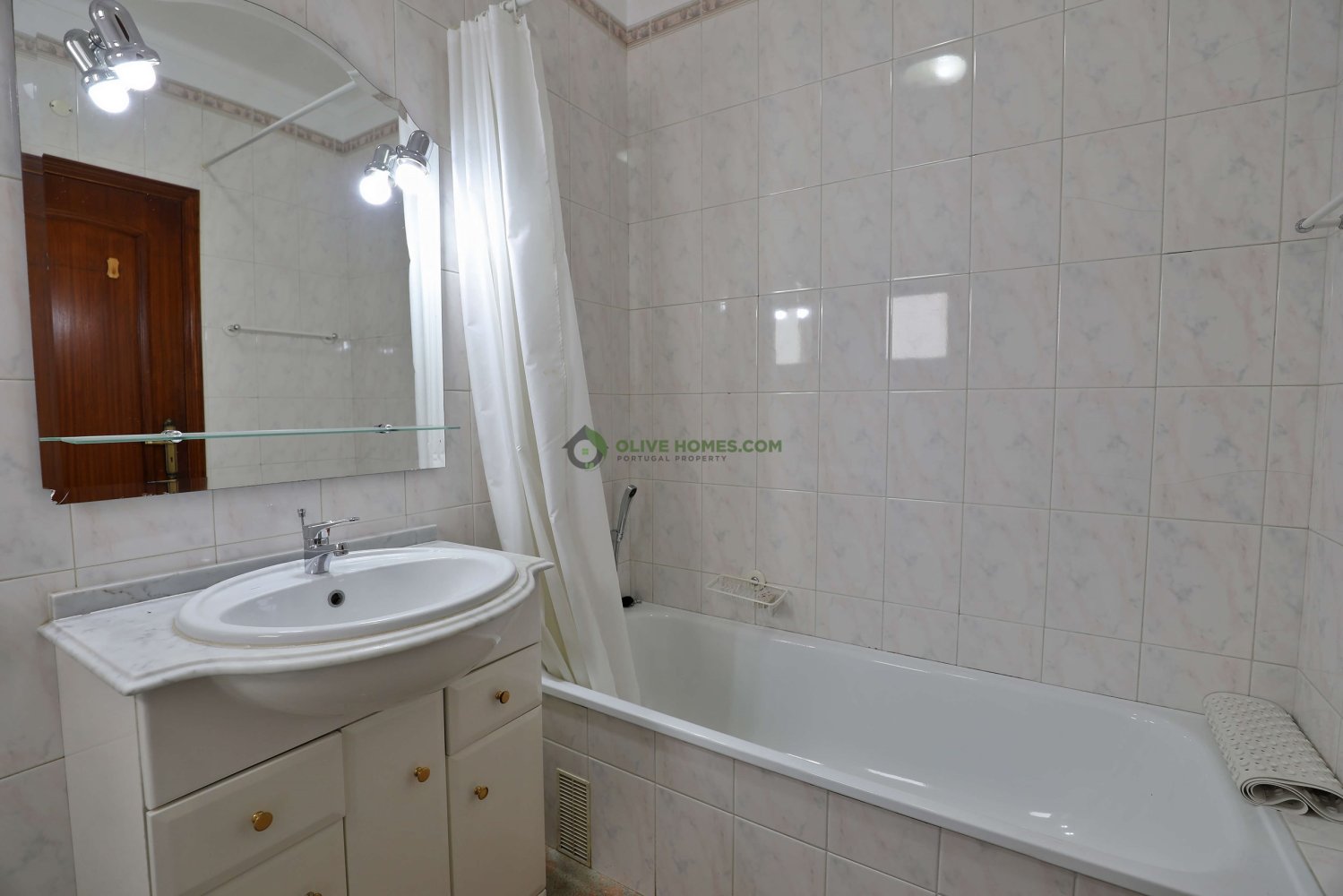 Duplex T2 em Quarteira, Portugal N.º 144682