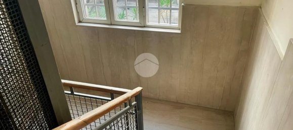 3غرفة شقة في Naples, Italy رقم 33993 9