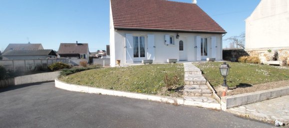 Casa de 3 dormitorios en Longueil-Annel, France No. 229016 3