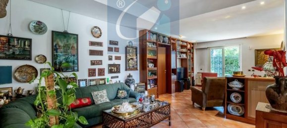 6 rooms Apartment in Rome, Italy No. 24219 7