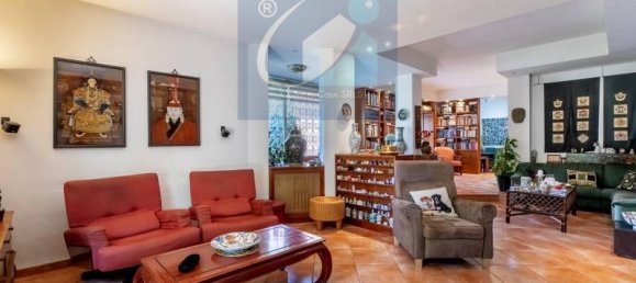 6 rooms Apartment in Rome, Italy No. 24219 10