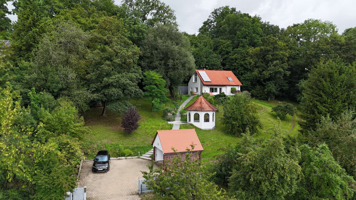 2 bedrooms House in Forchheim, Germany No. 243887