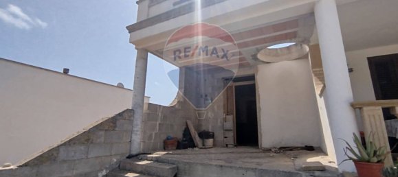 Casa de 2 dormitorios en Salve, Italy No. 380098 6