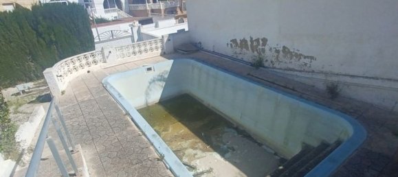 2 bedrooms House in Torrevieja, Spain No. 191288 6