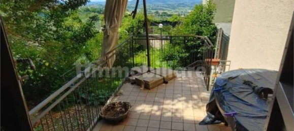 Дом с 4 спальнями в Монтефалько, Италия № 266115 34