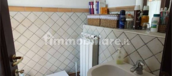 Дом с 4 спальнями в Монтефалько, Италия № 266115 27