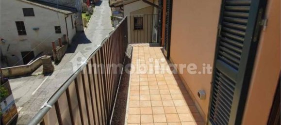 Дом с 4 спальнями в Монтефалько, Италия № 266115 29