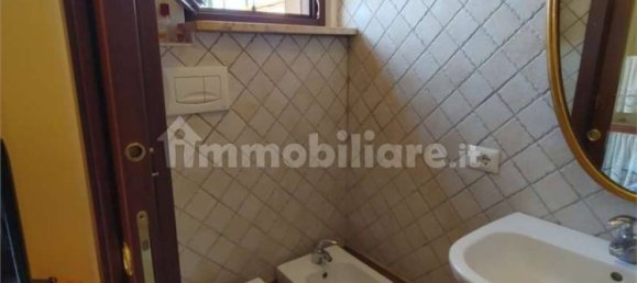 Дом с 4 спальнями в Монтефалько, Италия № 266115 25