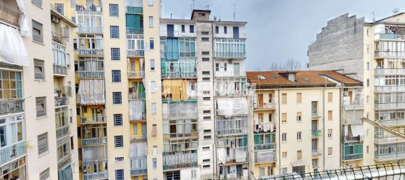 3 rooms Apartment in Turin, Italy No. 34923 19