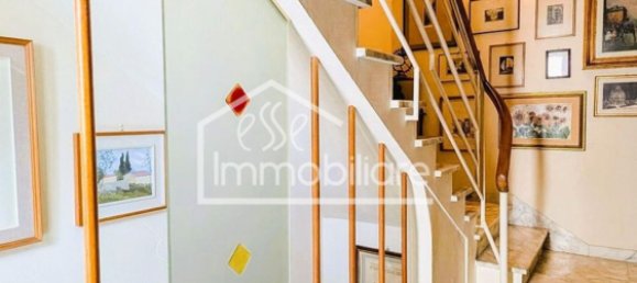 5 غرف نوم فيلا في Vinci, Italy رقم 323143 27