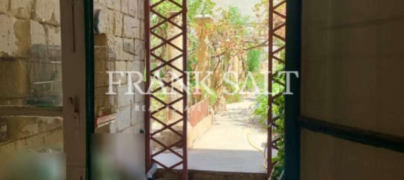 Hotel de 8 dormitorios en Santa Venera, Malta No. 2212 2