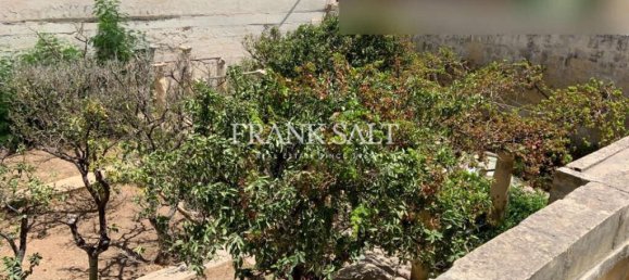 Hotel de 8 dormitorios en Santa Venera, Malta No. 2212 3