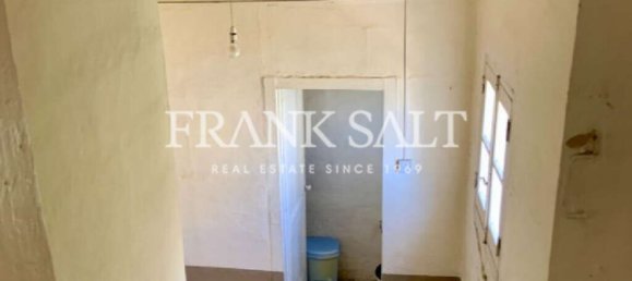 Hotel de 8 dormitorios en Santa Venera, Malta No. 2212 11