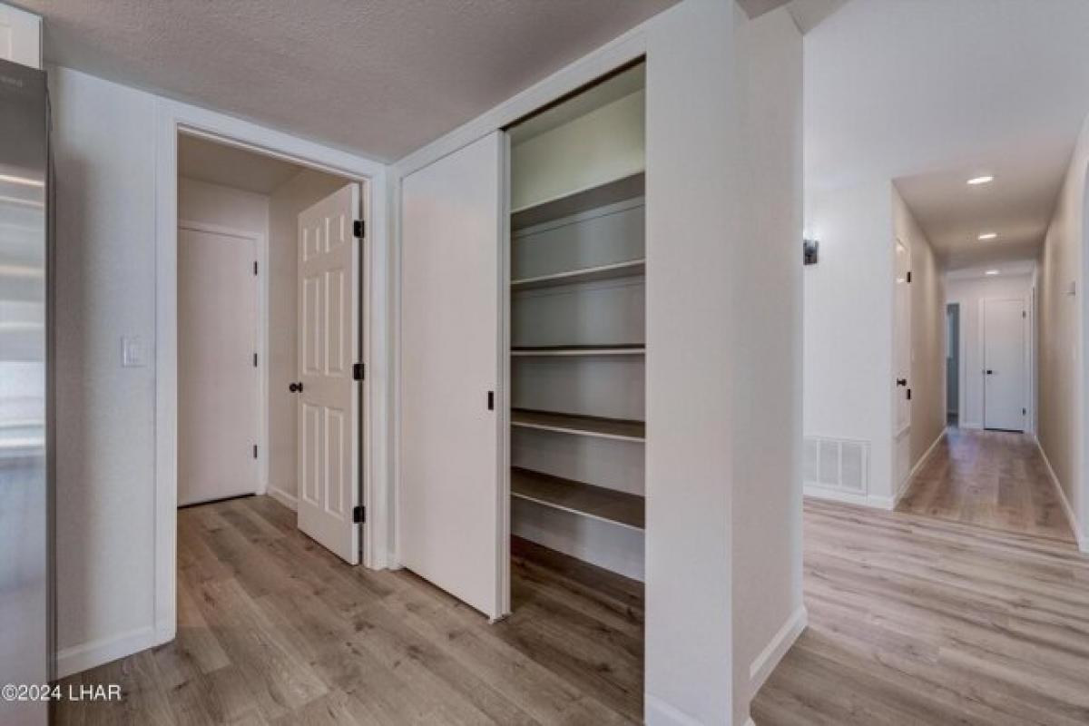 Дом с 2 спальнями в Лейк Хавасу Сити, США № 389125