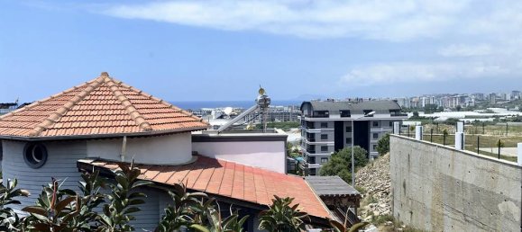 Villa 3+1 à Kargicak, Turkey No. 40502 25