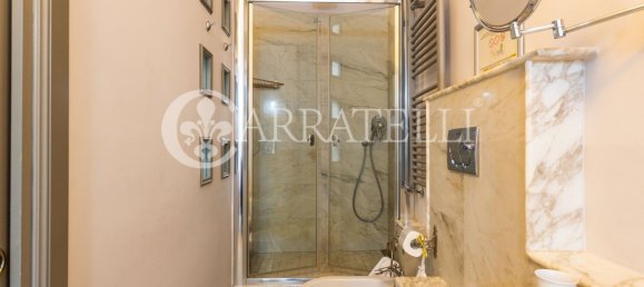 4 bedrooms Apartment in Florence, Italy No. 195300 10